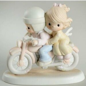 Enesco Precious Moments Bon Voyage 1989 Original Figurine